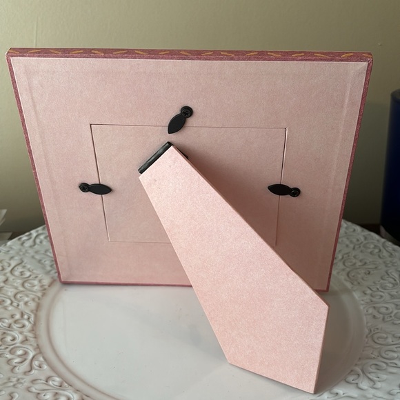 NWOT In Original Box Classic Pooh 4x4 Picture Frame - Picture 2 of 3